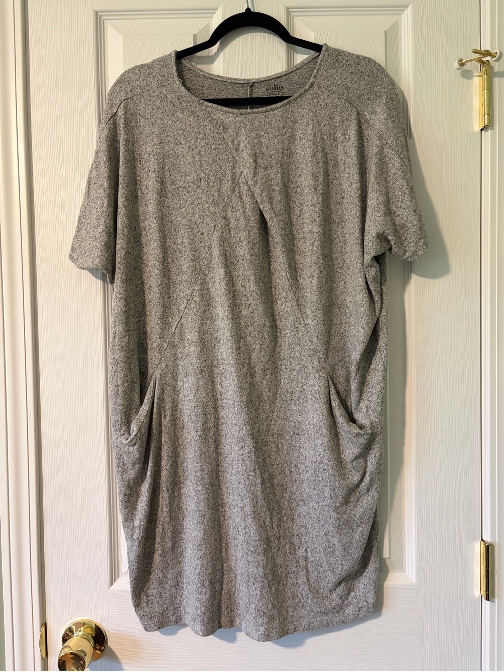 Soho Heather Gray Scoop Neck Pocket Tee